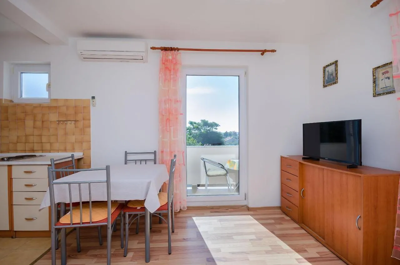 Apartments Blazenka Banjol 0*,  Croatia