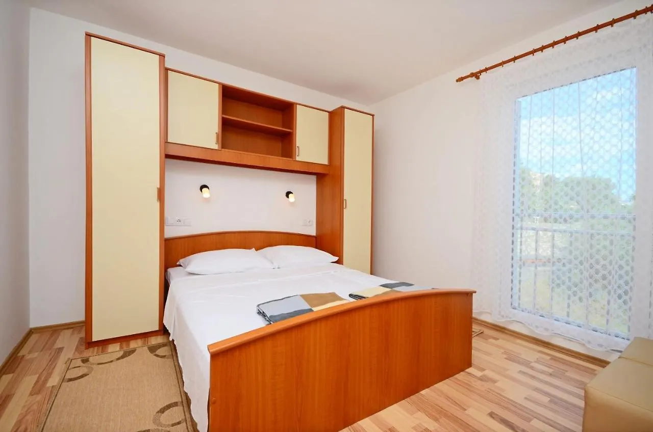Apartments Blazenka Banjol Croatia