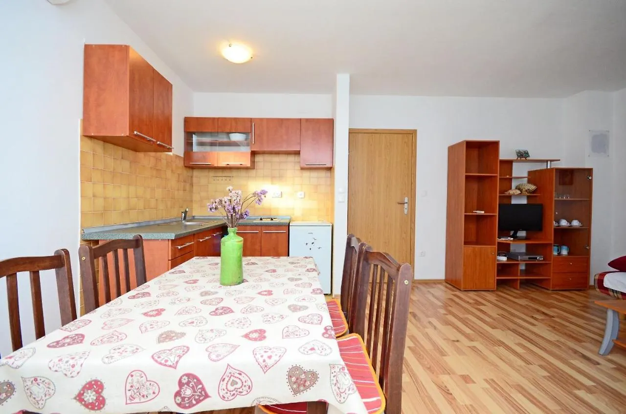 Apartments Blazenka Banjol Croatia