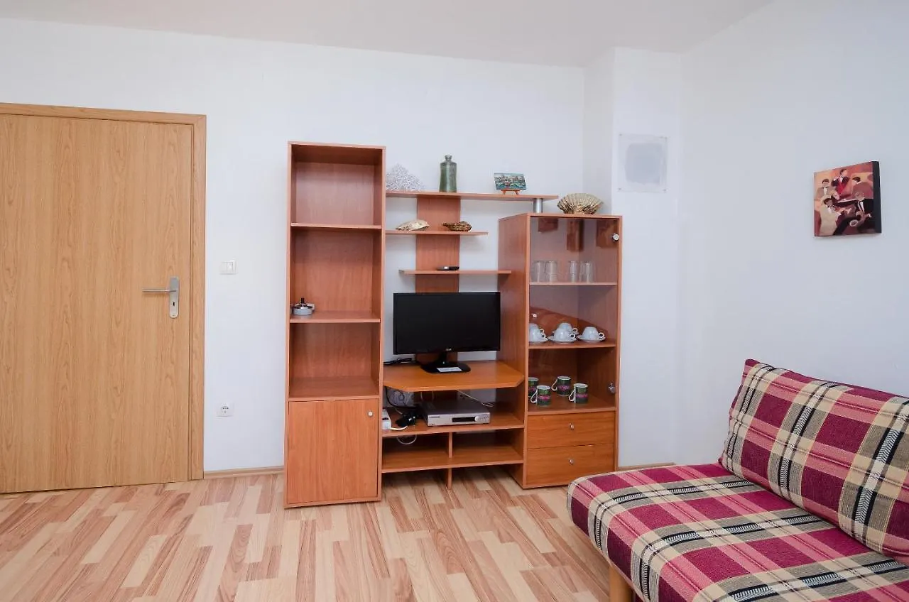 Apartments Blazenka Banjol