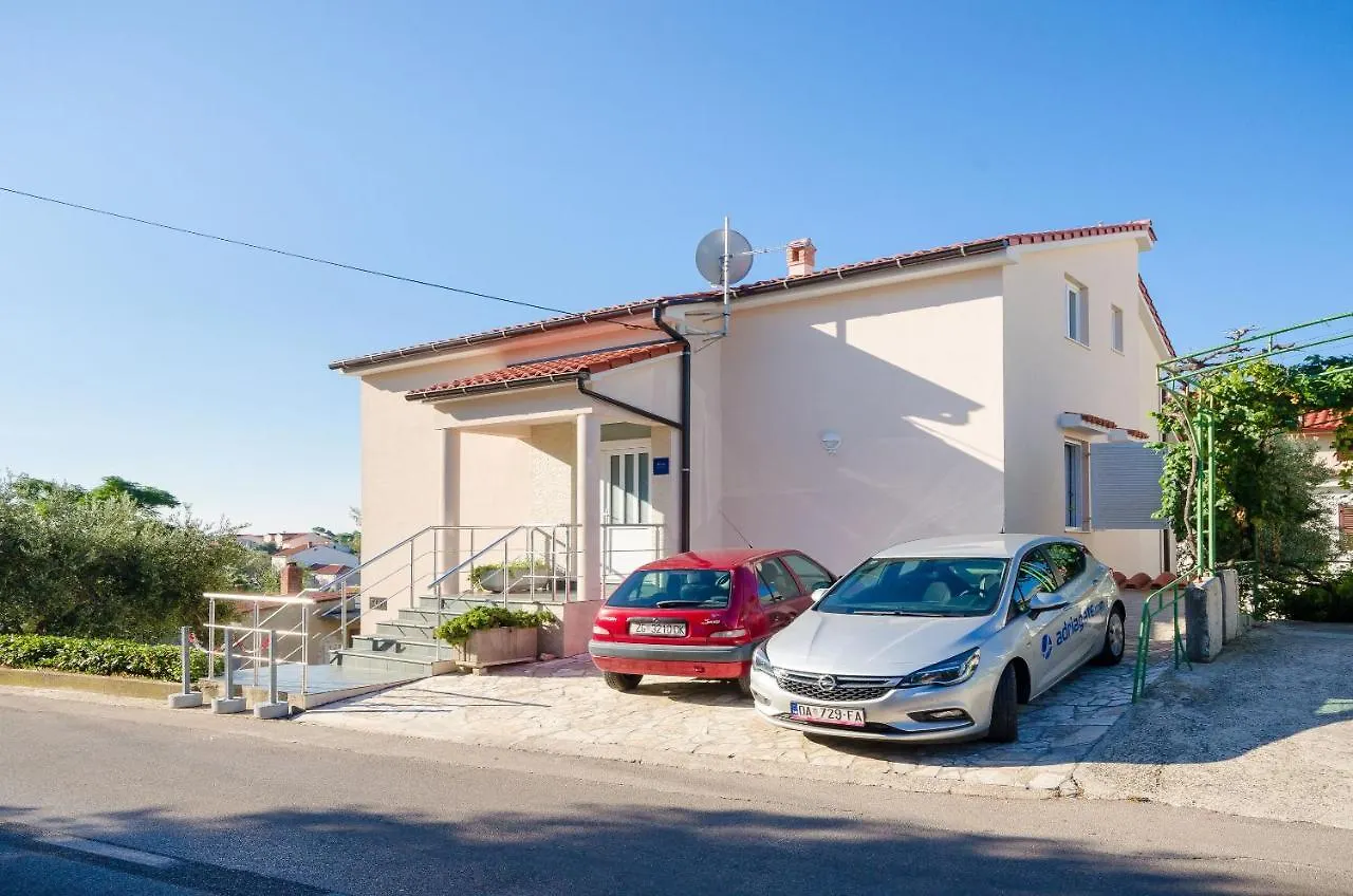 Apartments Blazenka Banjol